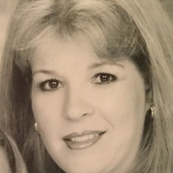 Meet your Posher, Diane - Picture 1 of 1